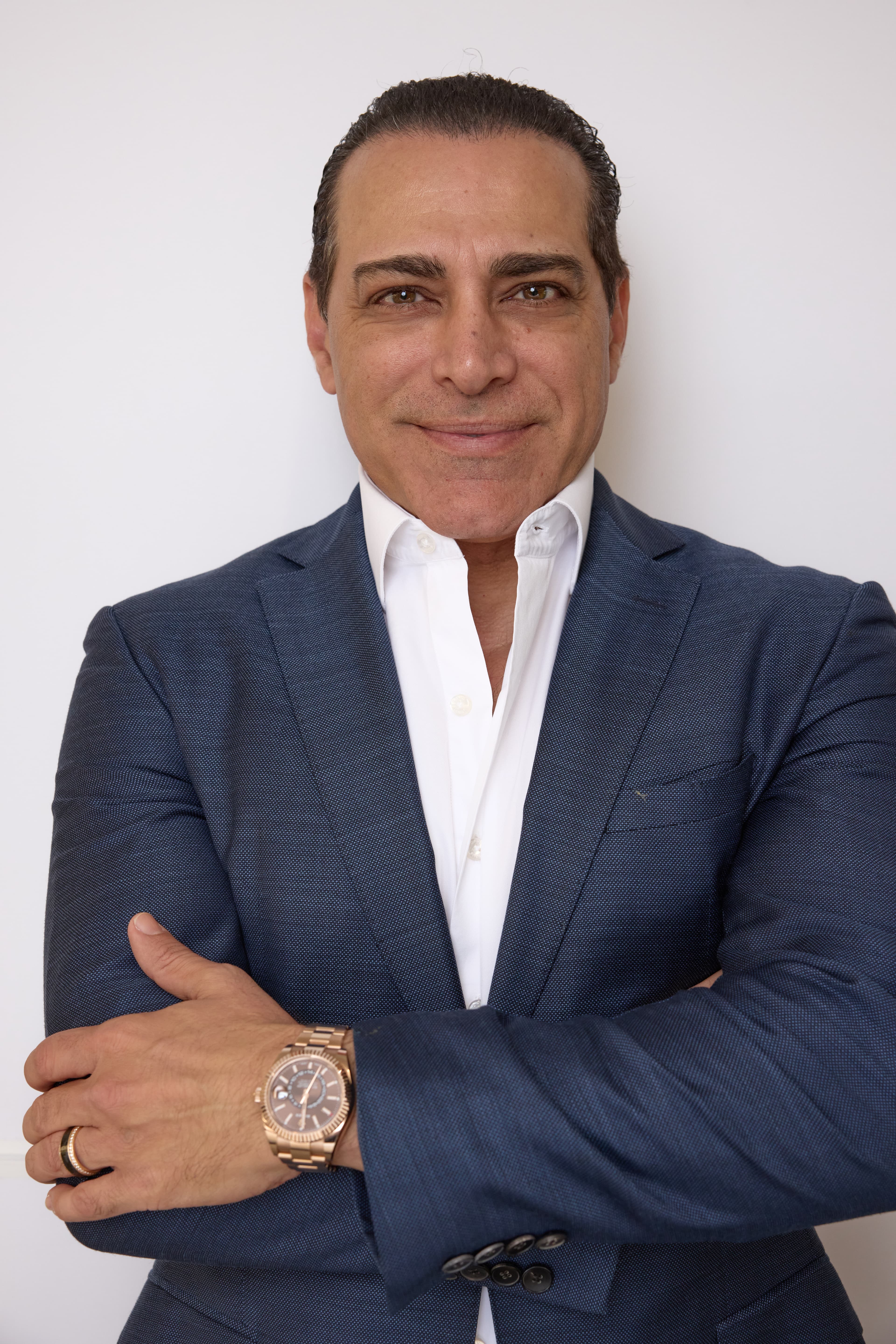Khoshbin founder